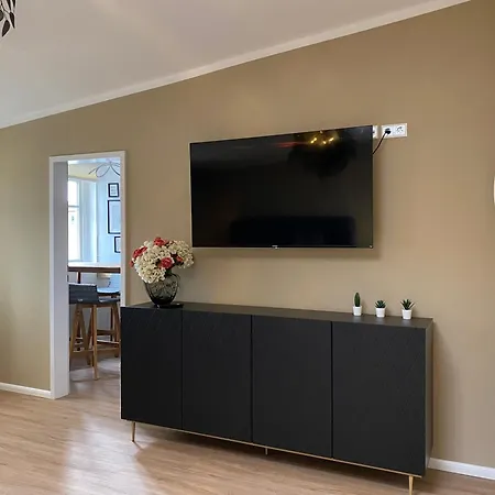 Apartment Zur Post 1 *